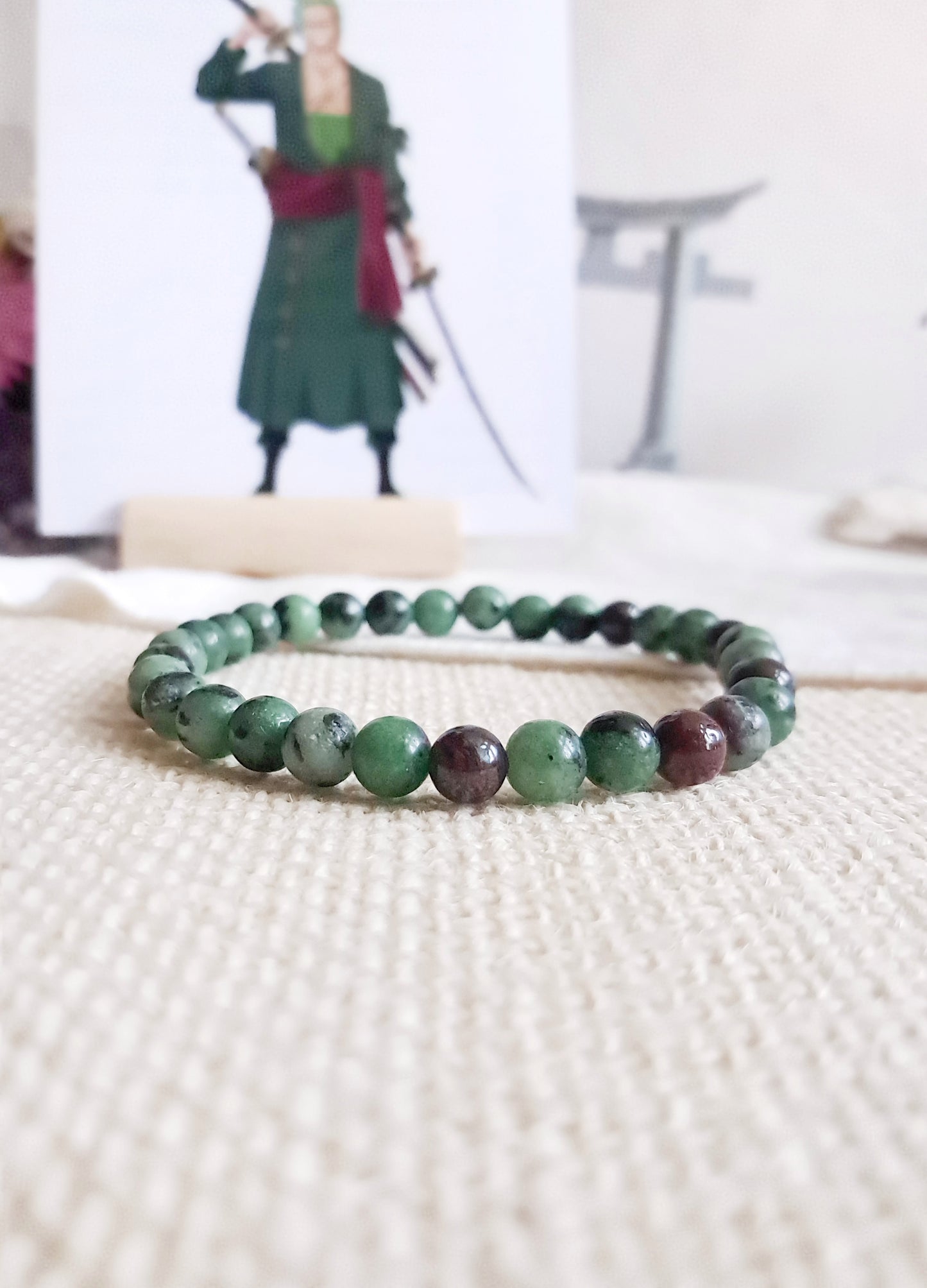 Gryffindor bracelet with its charm