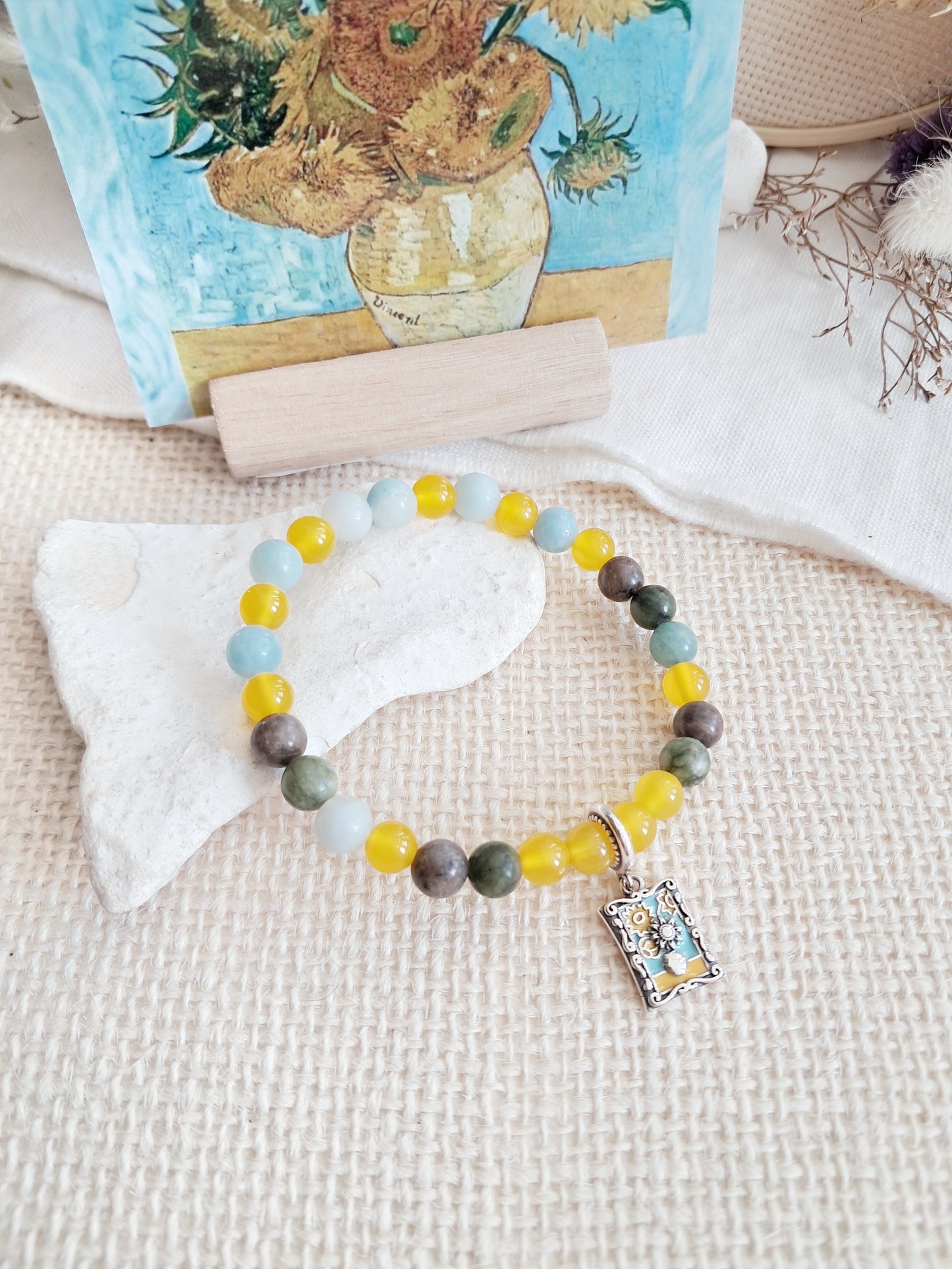 Bracelet inspiré des "Tournesols" de Vincent Van Gogh avec sa breloque en argent 925