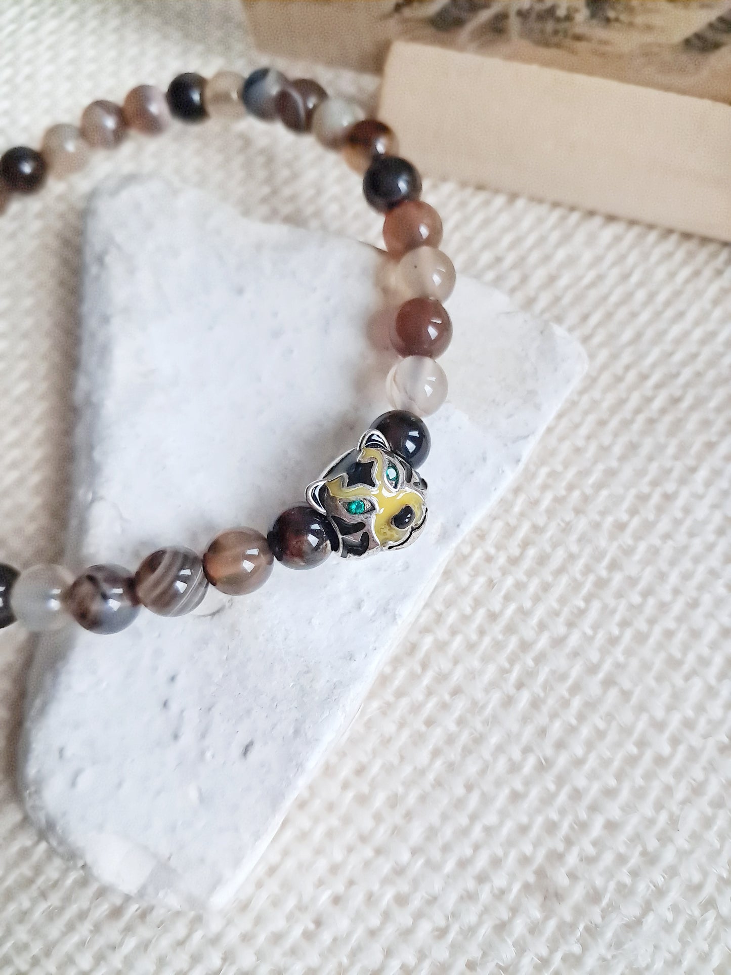 Bracelet du Hojakdo (호작도) avec sa perle tigre en argent 925
