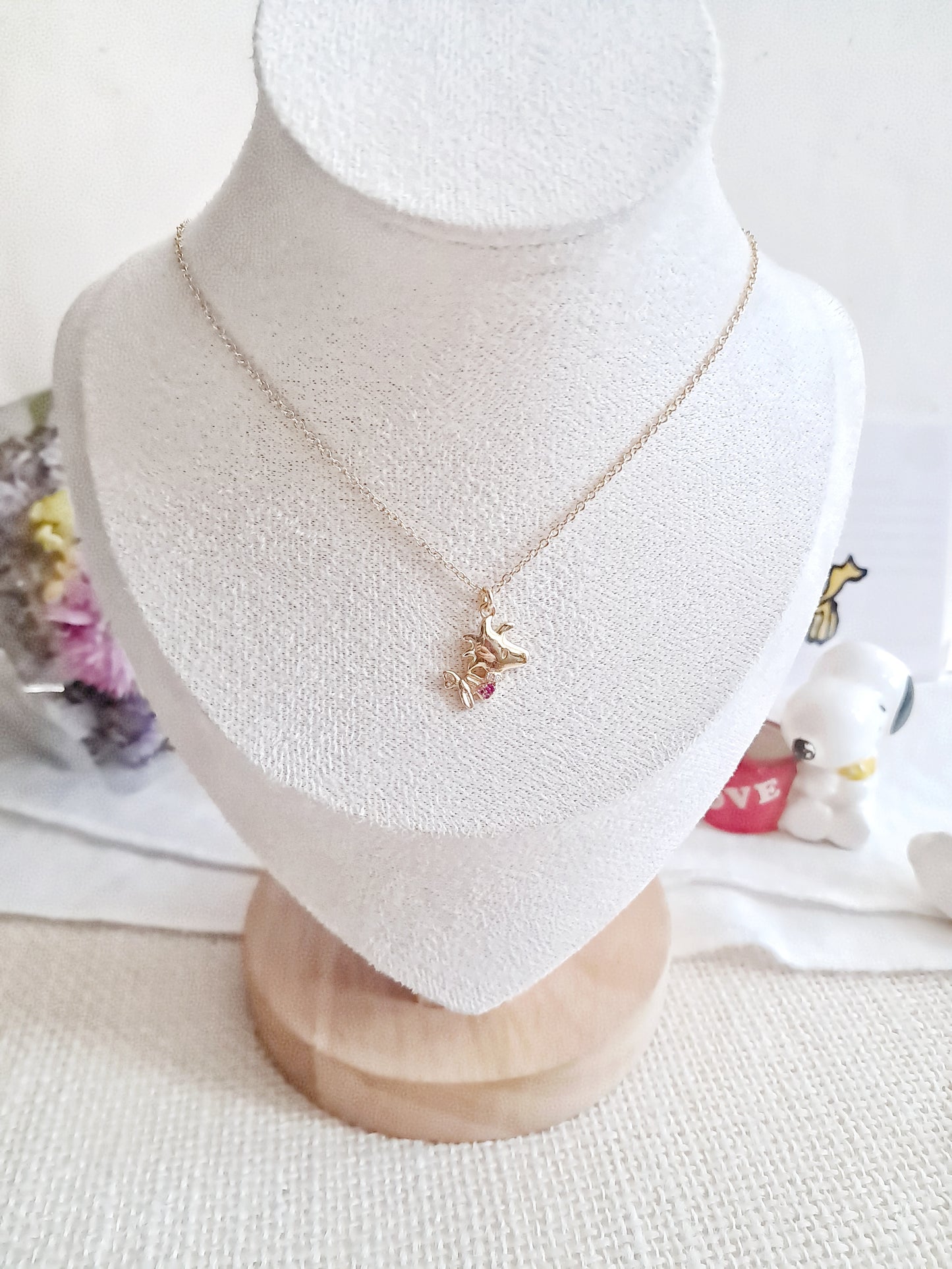 Beaded chain inspired by the print "Viewing Cherry Blossoms in Ueno" 