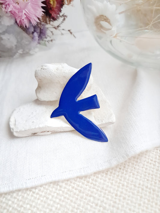 Broche oiseau bleu de Matisse en laiton et émail