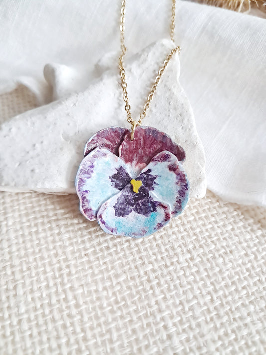 Collier fleur de pensée 