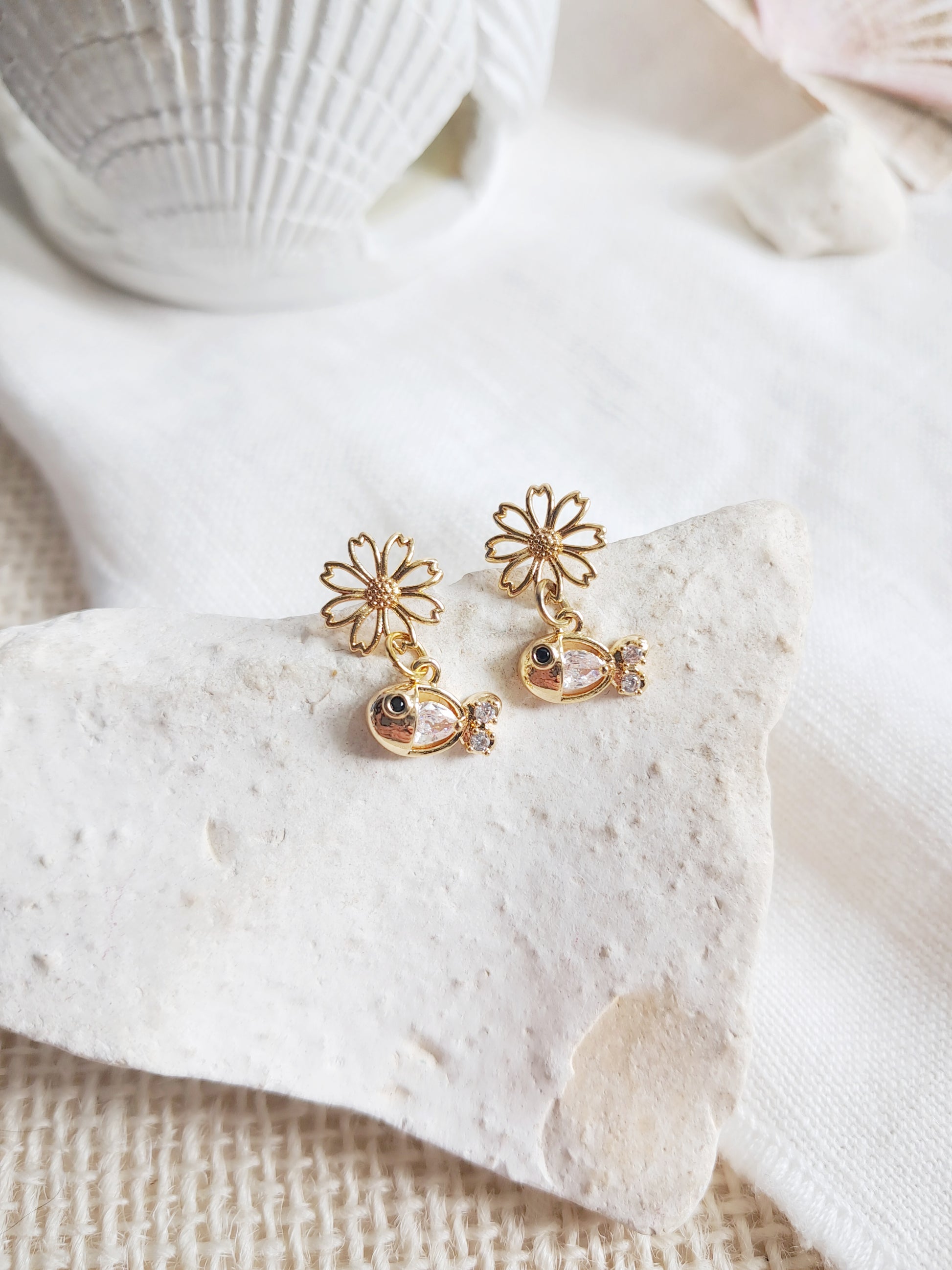 Boucles d'oreilles fleurs de cerisier et poissons 