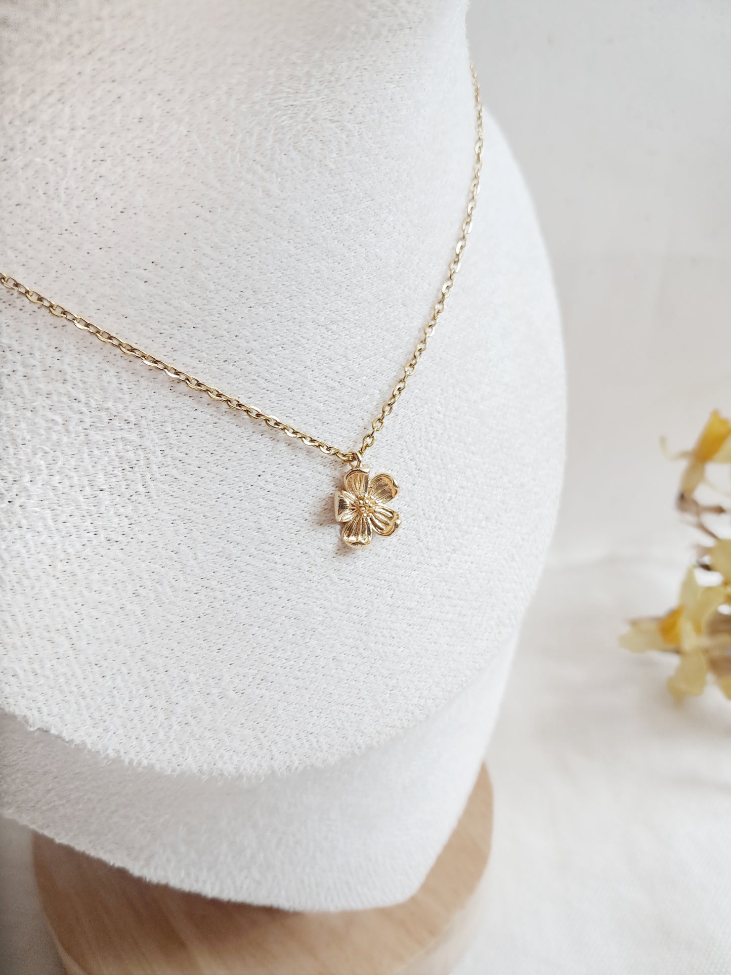 Collier fleur de cerisier