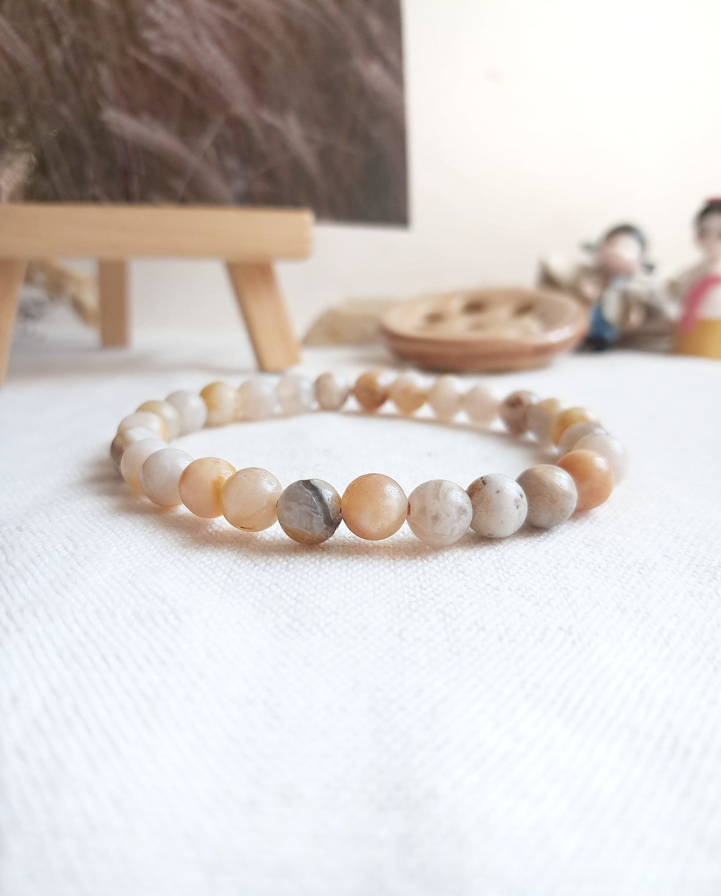 Gryffindor bracelet with its charm