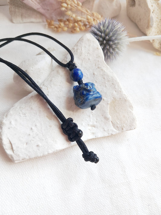Collier tête de pixiu en lapis lazuli