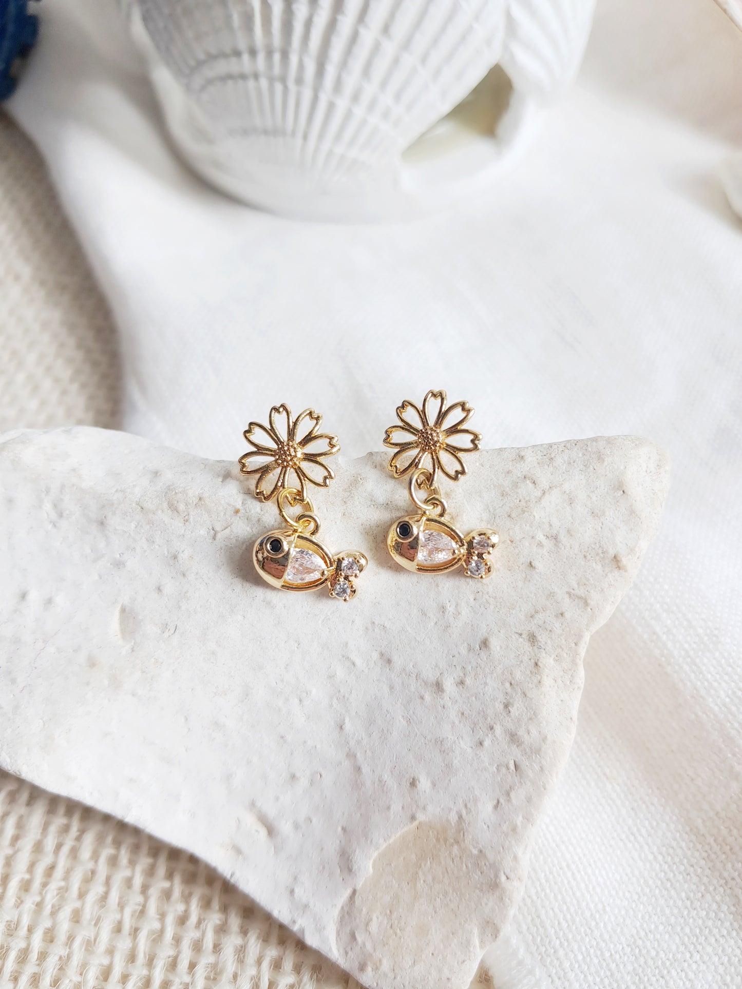 Boucles d'oreilles fleurs de cerisier et poissons