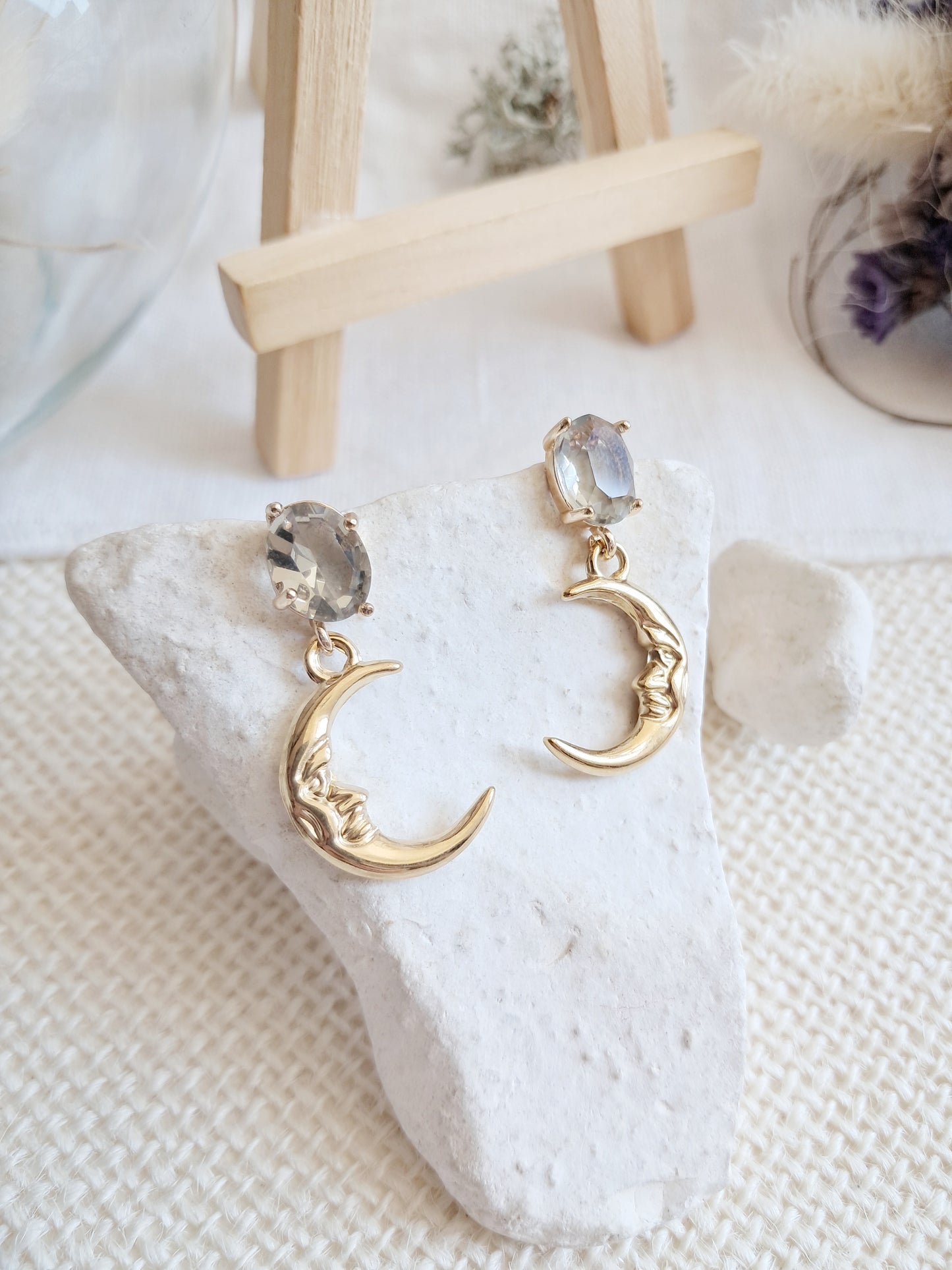 Boucles d'oreilles pendantes lunes