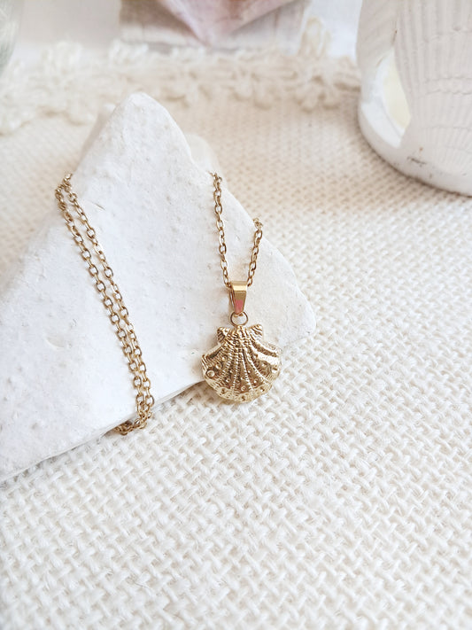 Collier pendentif coquillage coquille Saint-Jacques en acier inoxydable doré