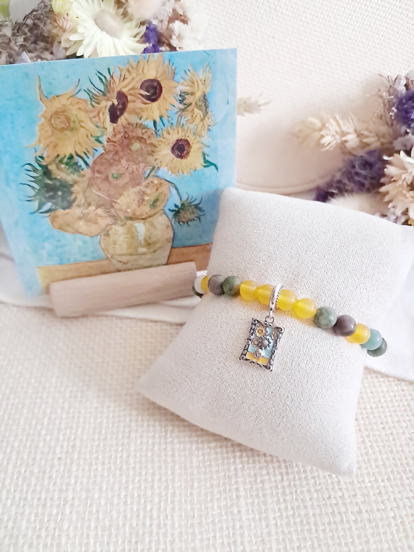 Bracelet inspiré des "Tournesols" de Vincent Van Gogh avec sa breloque en argent 925