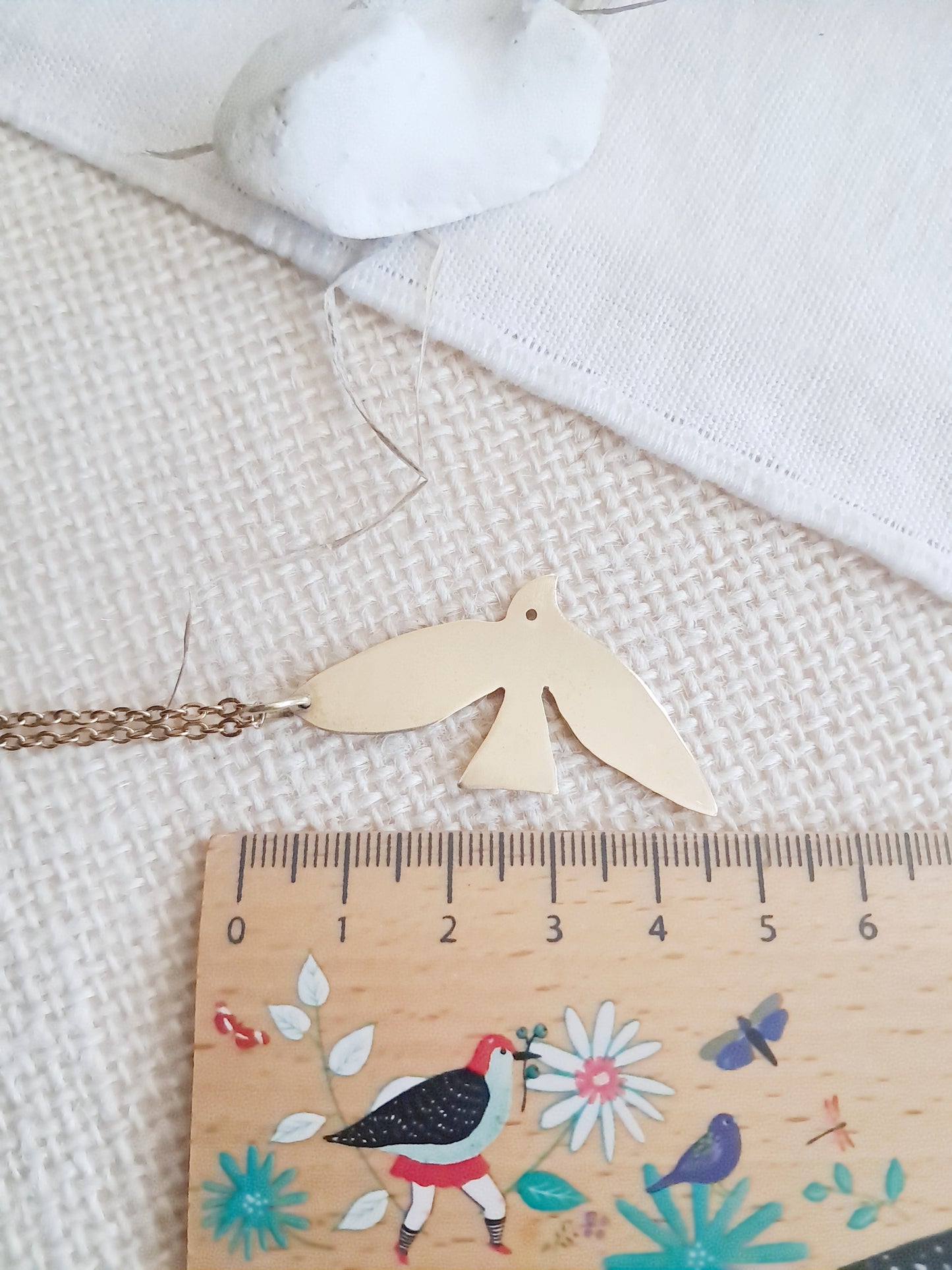 Collier oiseau inspiré de Matisse en laiton