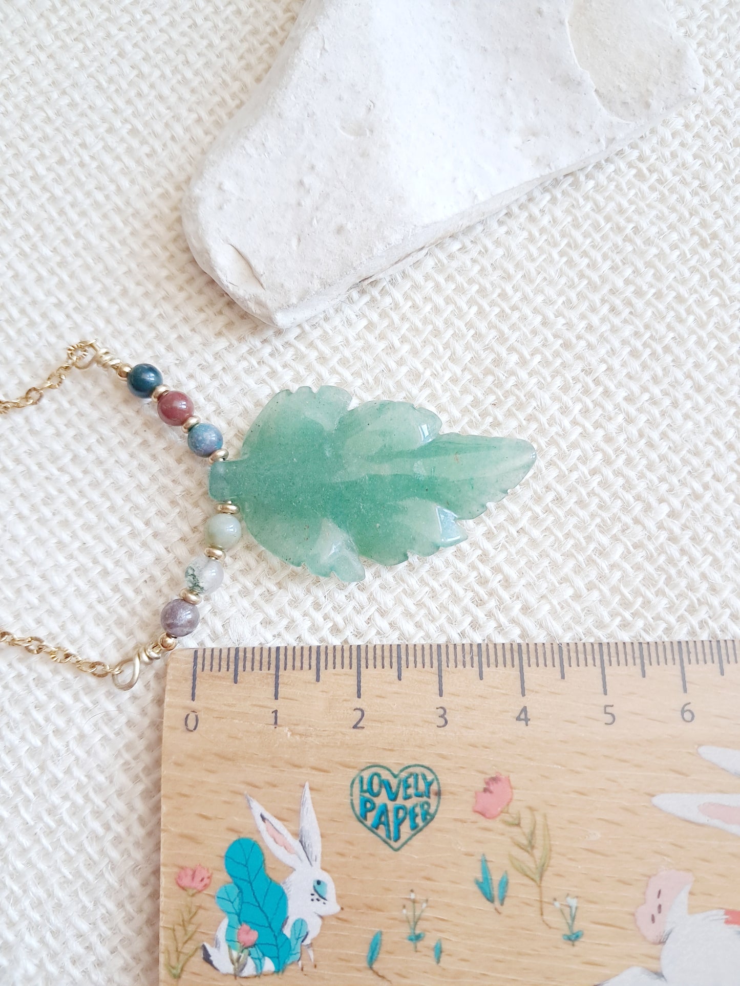 Collier feuille en aventurine verte et agate indienne