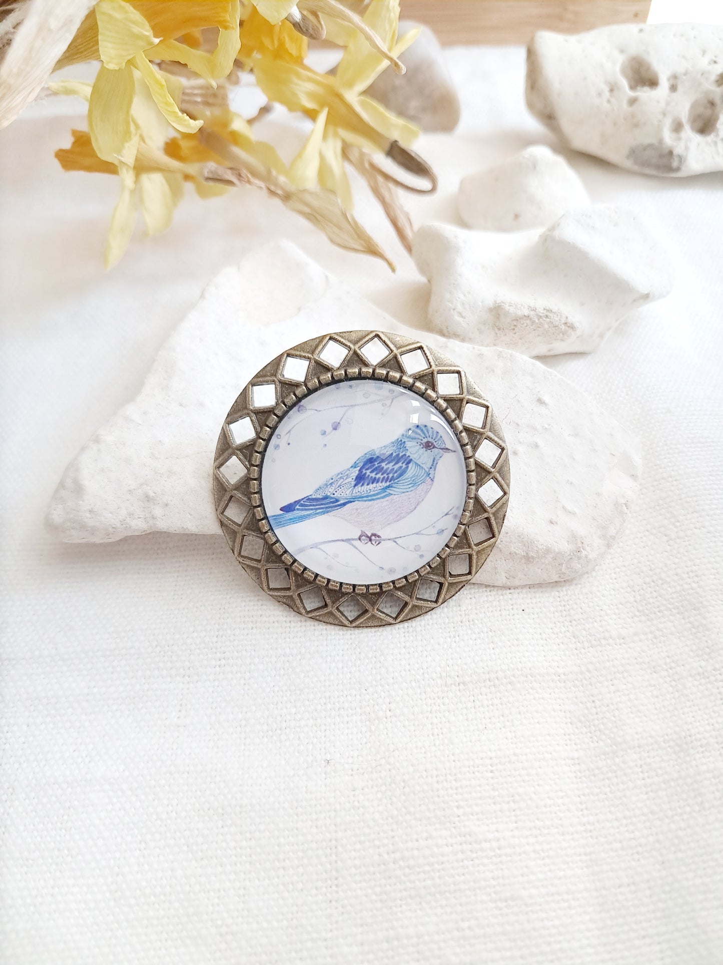 Broche oiseau bleu et blanc