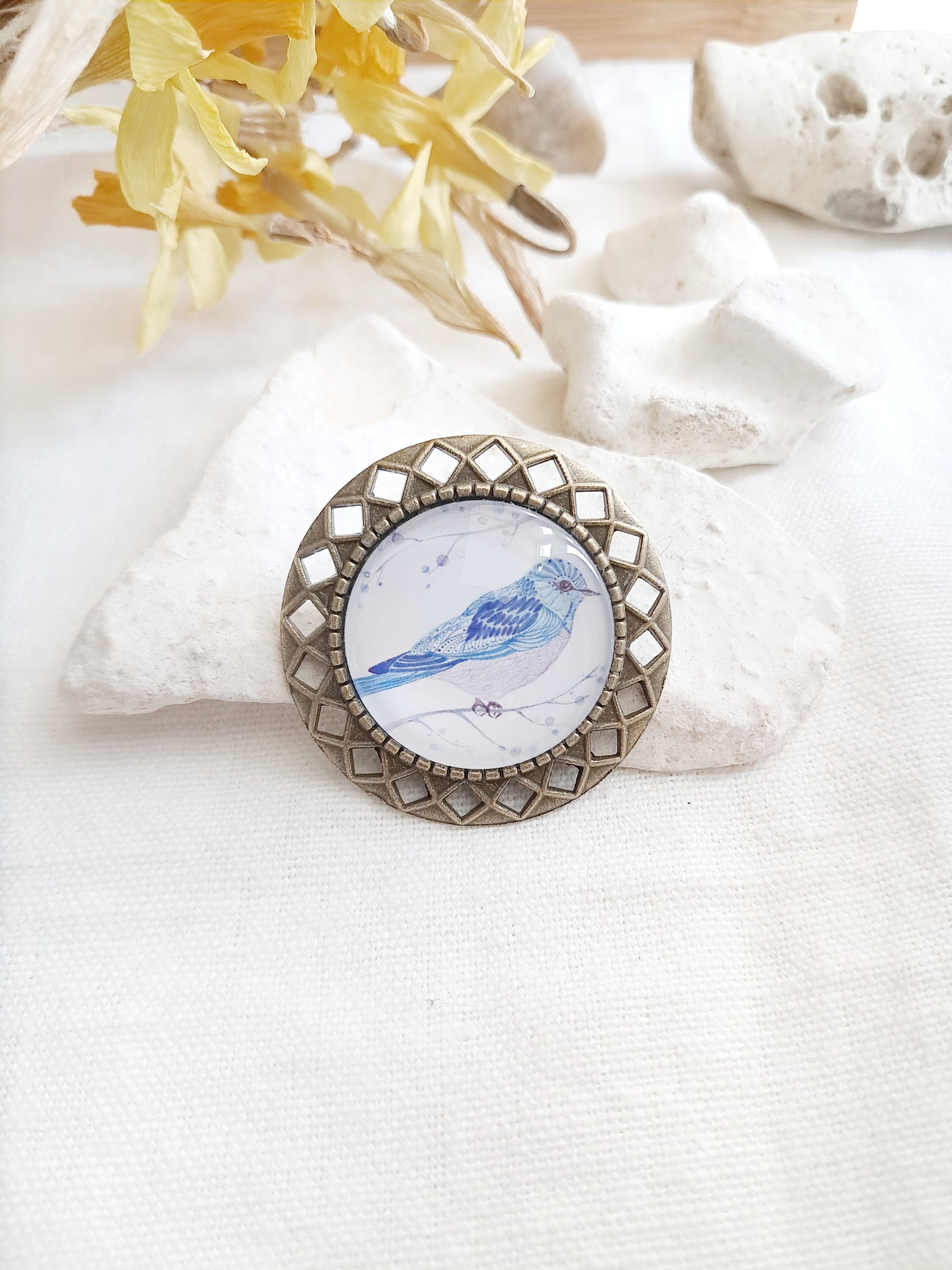 Broche oiseau bleu et blanc