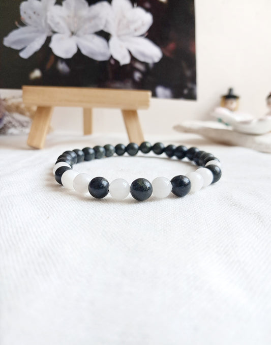 Bracelet les azalées (진달래) en pierre de lune et serpentine 