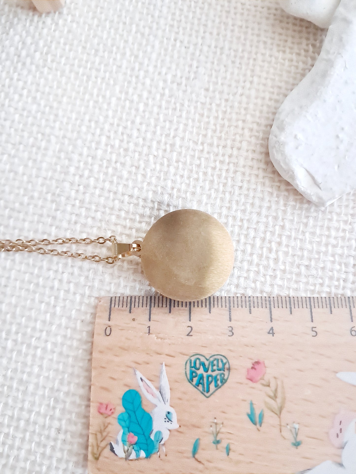Collier en calcédoine et acier inoxydable doré