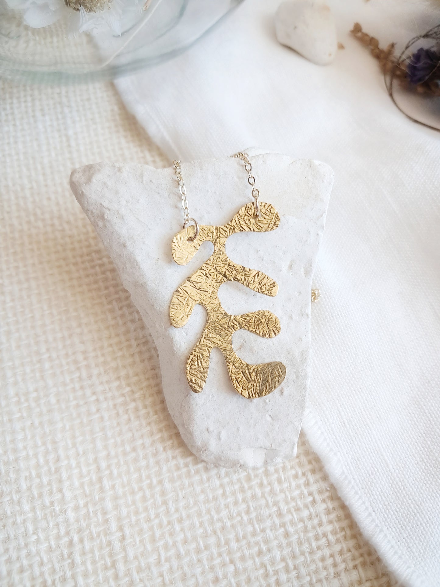 Collier feuille inspiré de Matisse