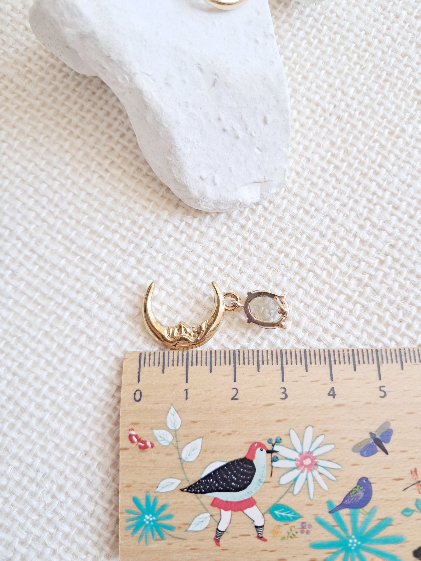 Boucles d'oreilles pendantes lunes