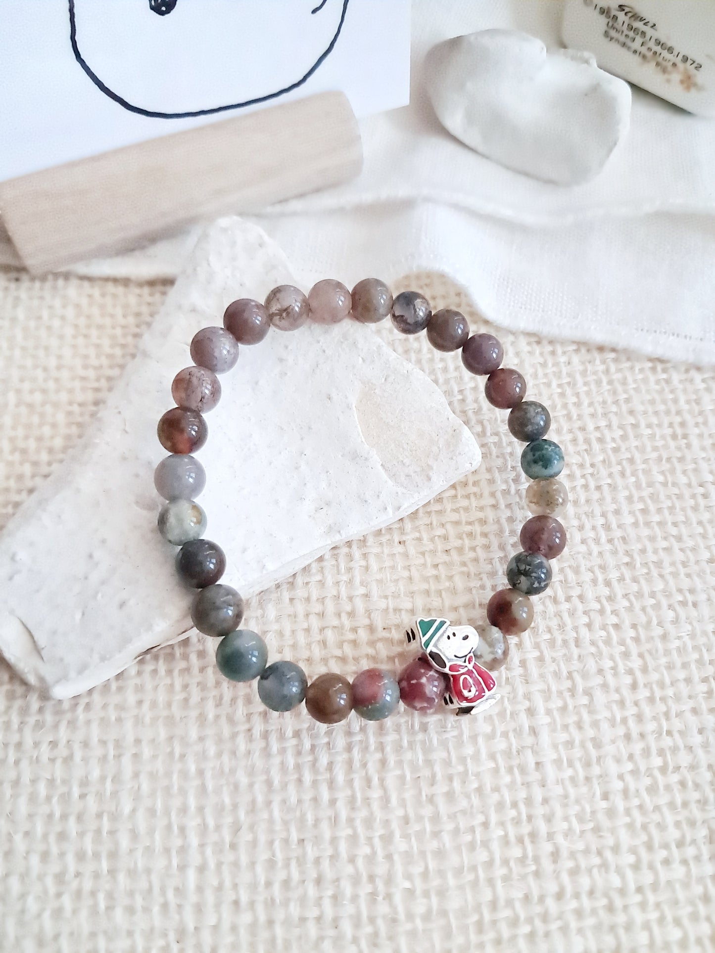 Bracelet Snoopy en doudoune avec sa breloque en argent 925