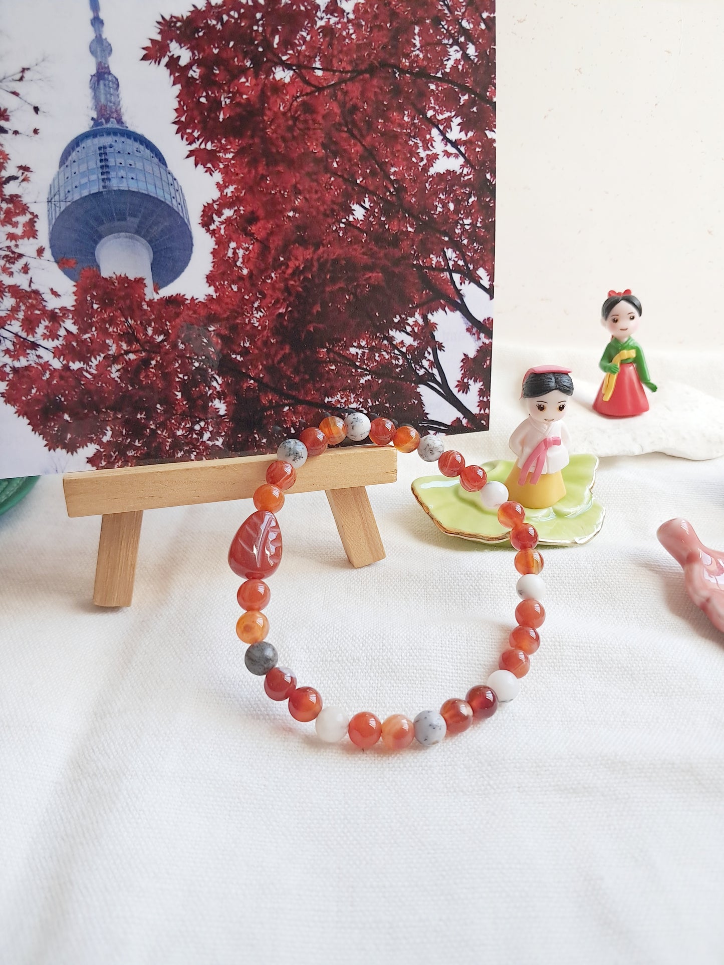 Bracelet N Seoul Tower (엔 서울타워) en opale et agate