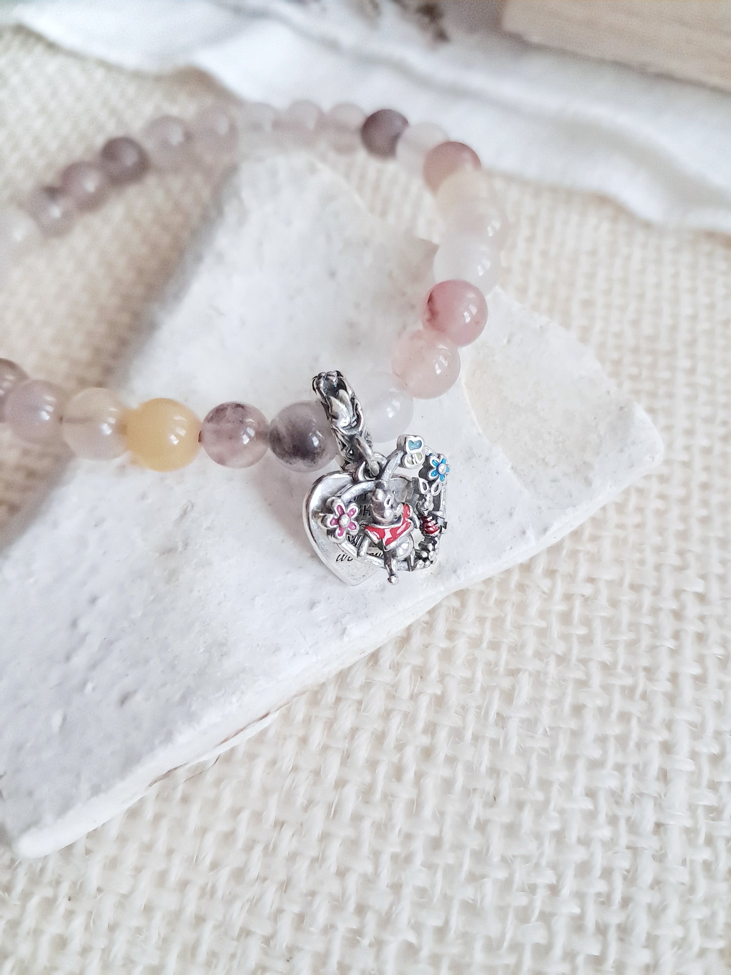 Bracelet Winnie l'ourson avec sa breloque en argent 925