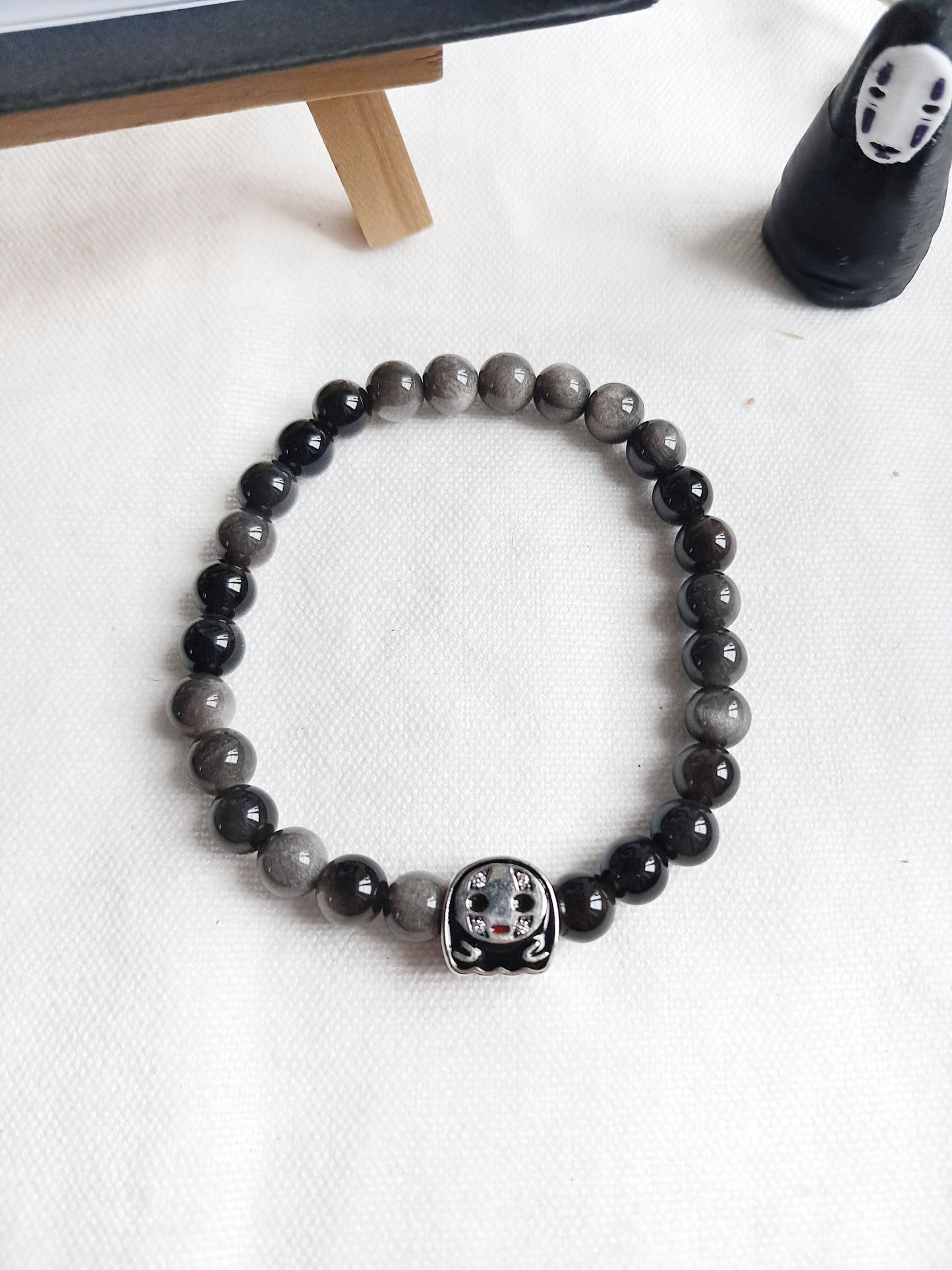 Bracelet Kaonashi (Sans-visage) avec sa breloque perle