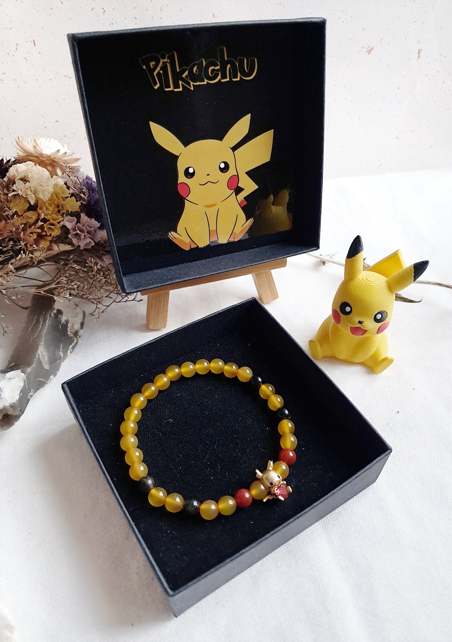 Bracelet Pikachu avec sa breloque en argent 925