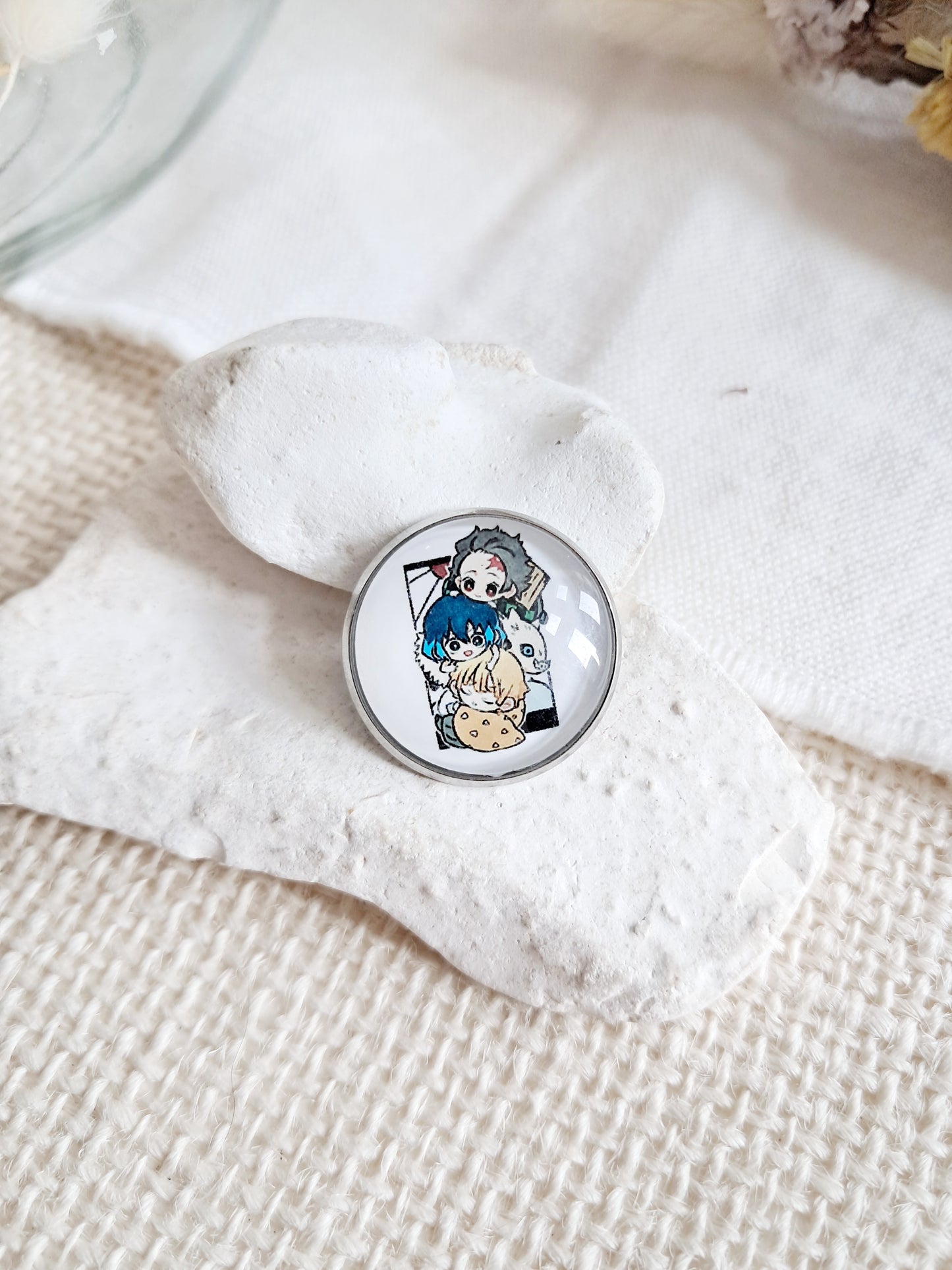 Broche cabochon Demon Slayer