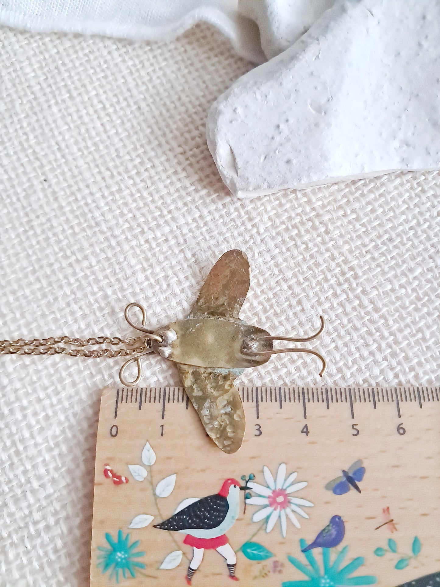 Collier abeille en laiton