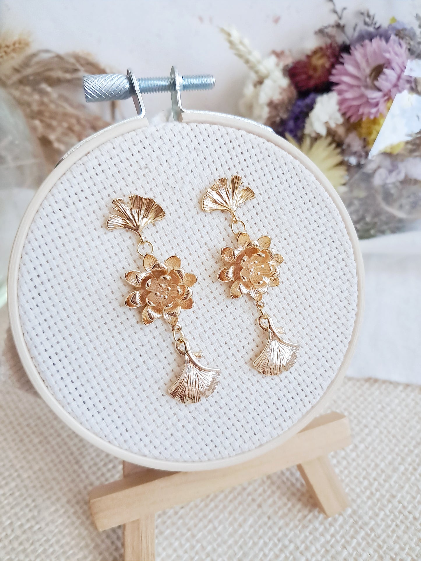 Boucles d'oreilles feuilles de ginkgo et fleurs de lotus