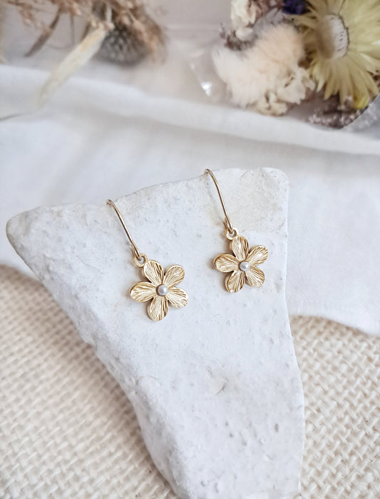 Boucles d'oreilles fleurs en acier inoxydable doré