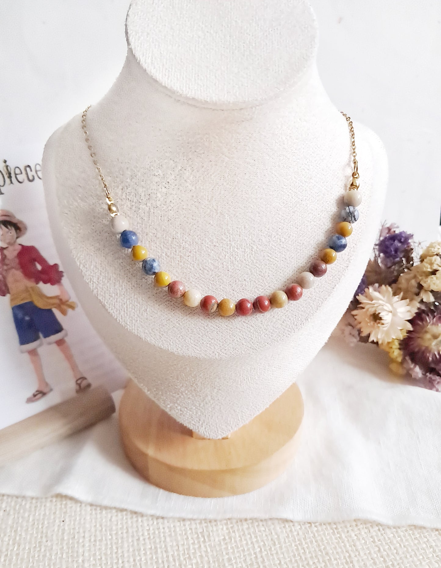 Beaded chain inspired by the print "Viewing Cherry Blossoms in Ueno" 