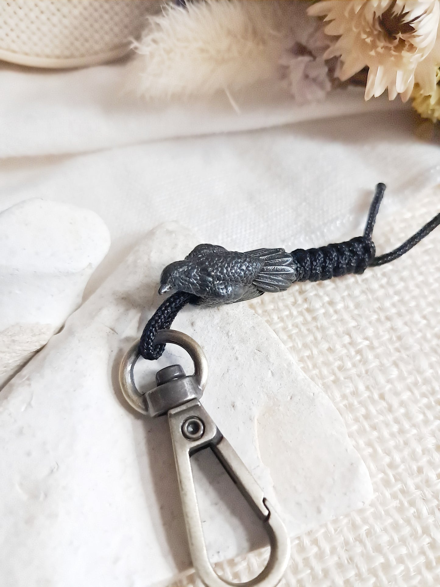 Porte-clés corbeau en laiton