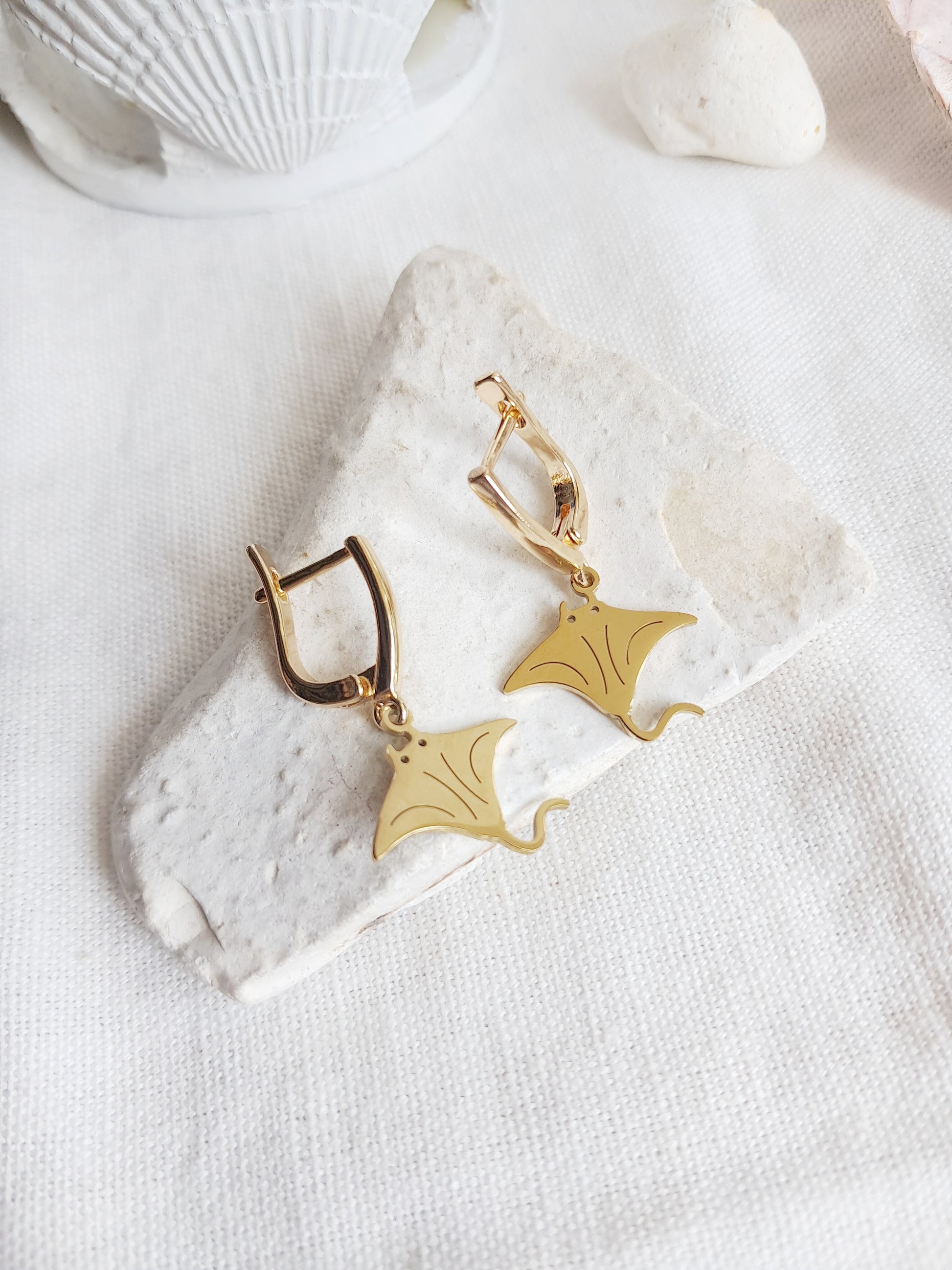 Boucles d'oreilles créoles poissons raies