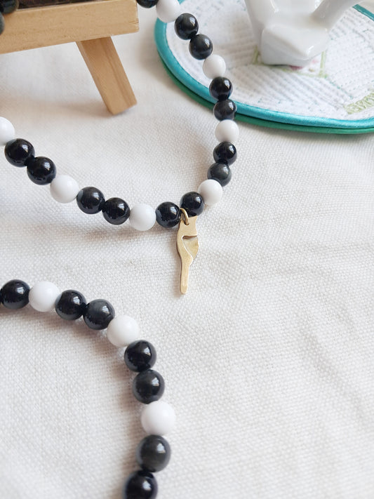 Bracelet pie (kkachi (까치)) avec sa breloque en laiton faite main