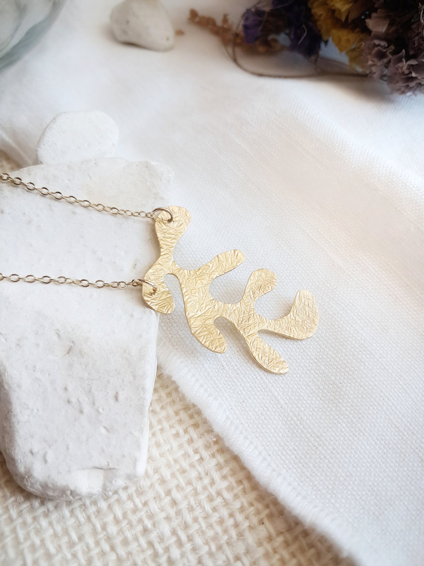 Collier feuille inspiré de Matisse