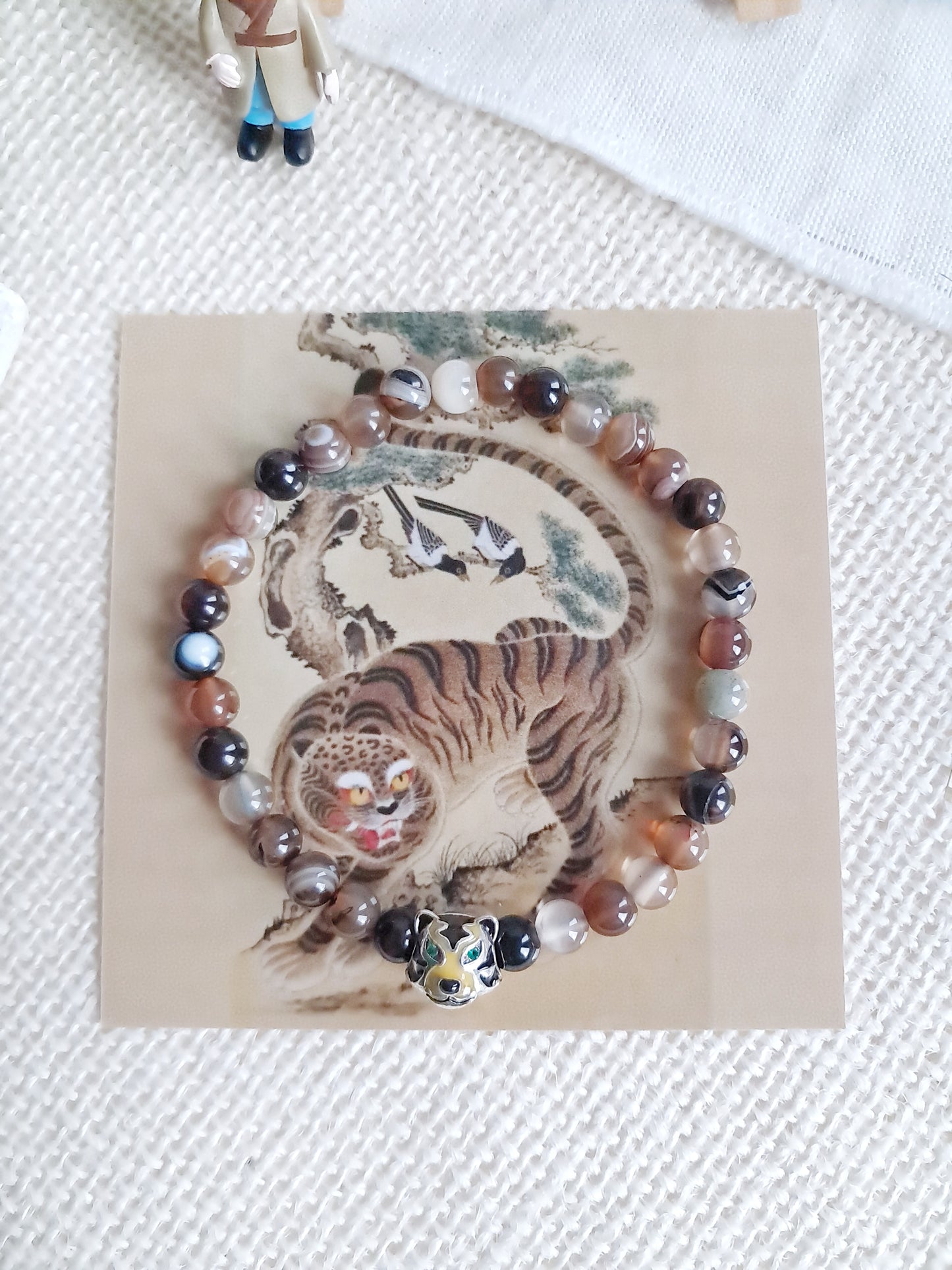 Bracelet du Hojakdo (호작도) avec sa perle tigre en argent 925